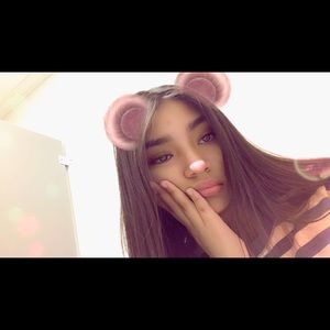 Meet your Posher, Ivett